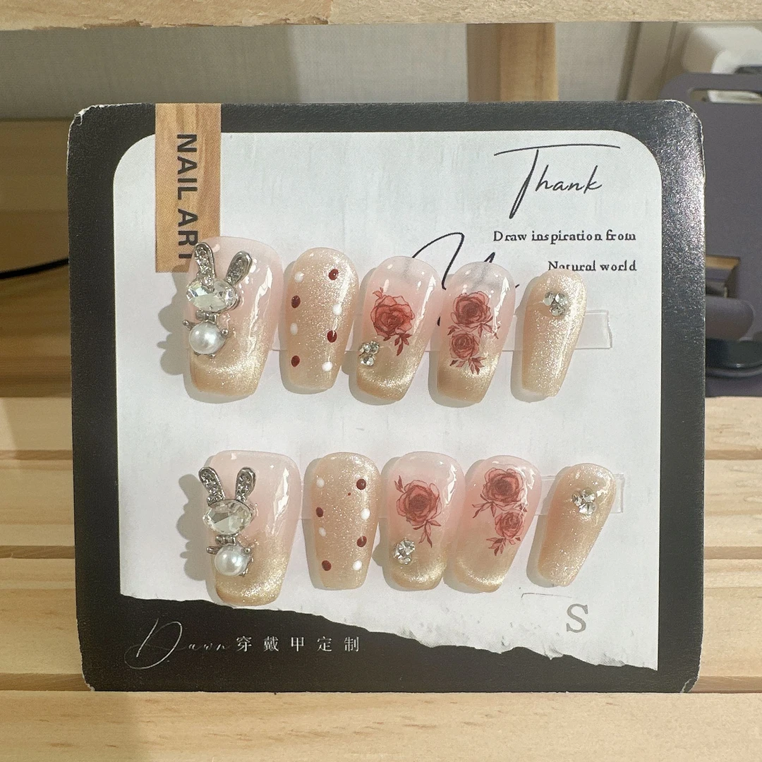 玖柒原创高定手工穿戴甲