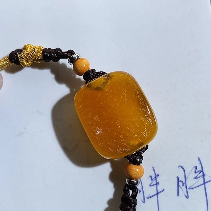琥珀颈饰未镶嵌琥珀蜜蜡