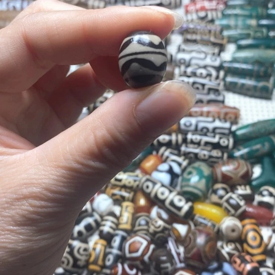 忘***忧未镶嵌颈饰玛瑙/玉髓