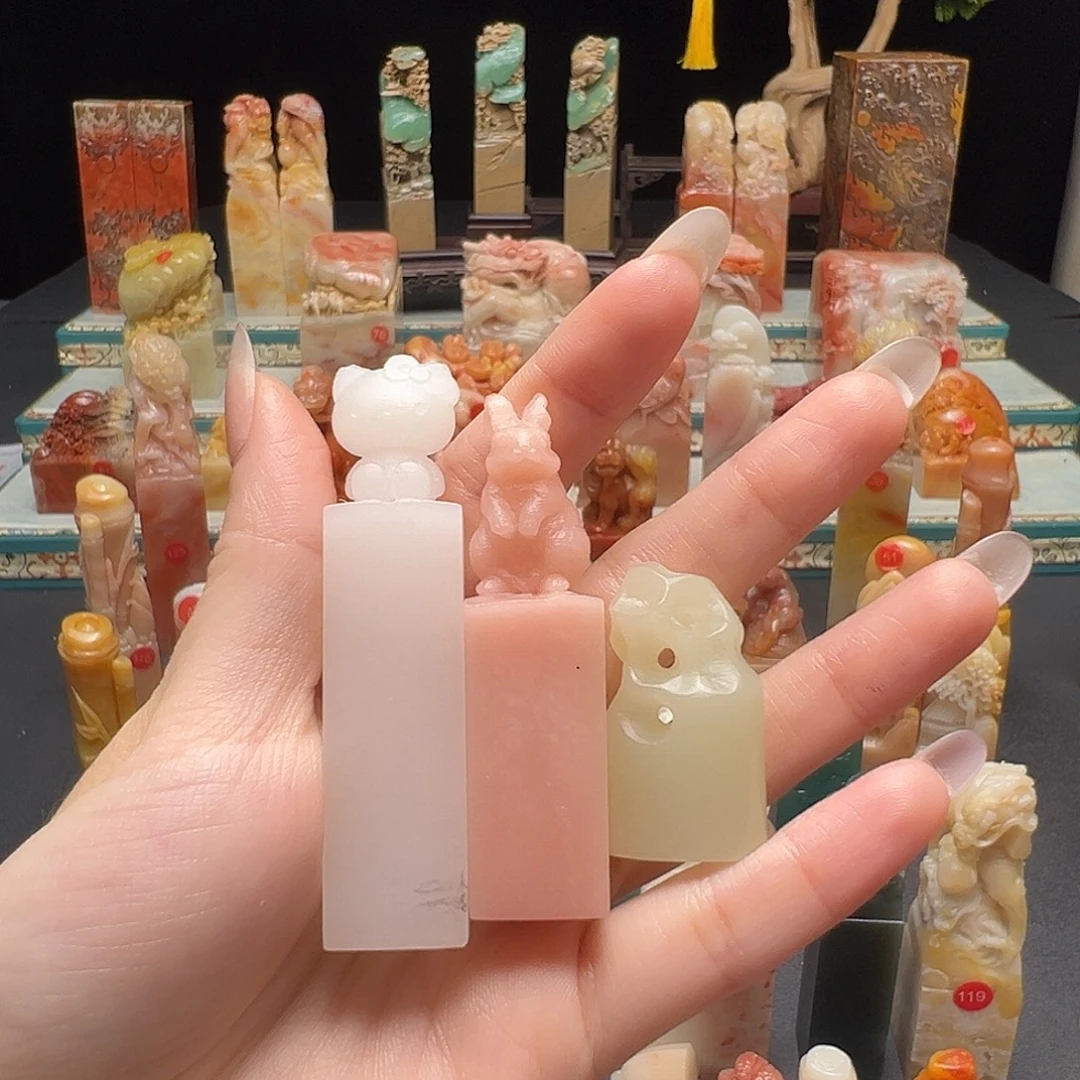 萌****寿山石印石手工制作