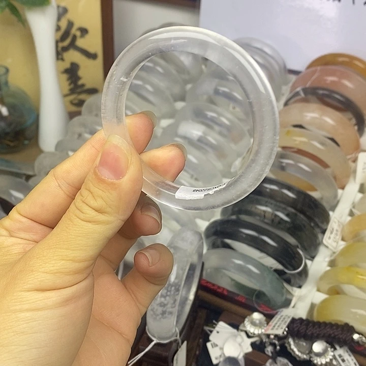 石英质玉未镶嵌手镯49.6白冰飘雪2048