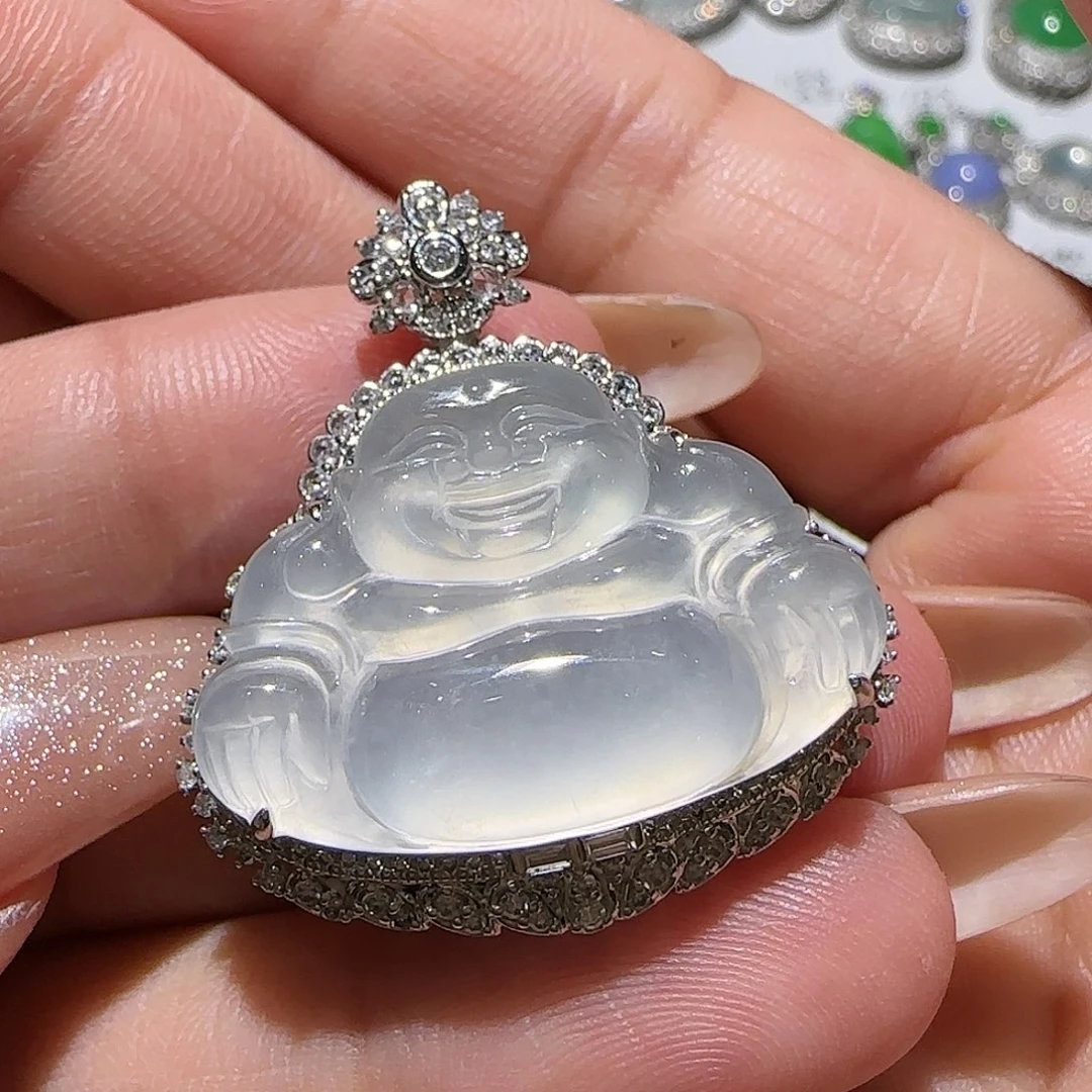 【闪购商品】颈饰18K金镶嵌翡翠天然