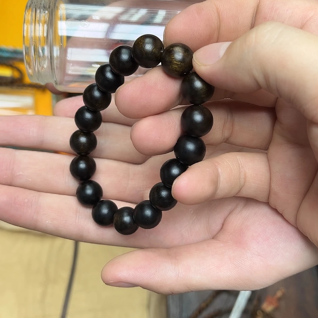 大叶紫檀（黑酸枝木类）