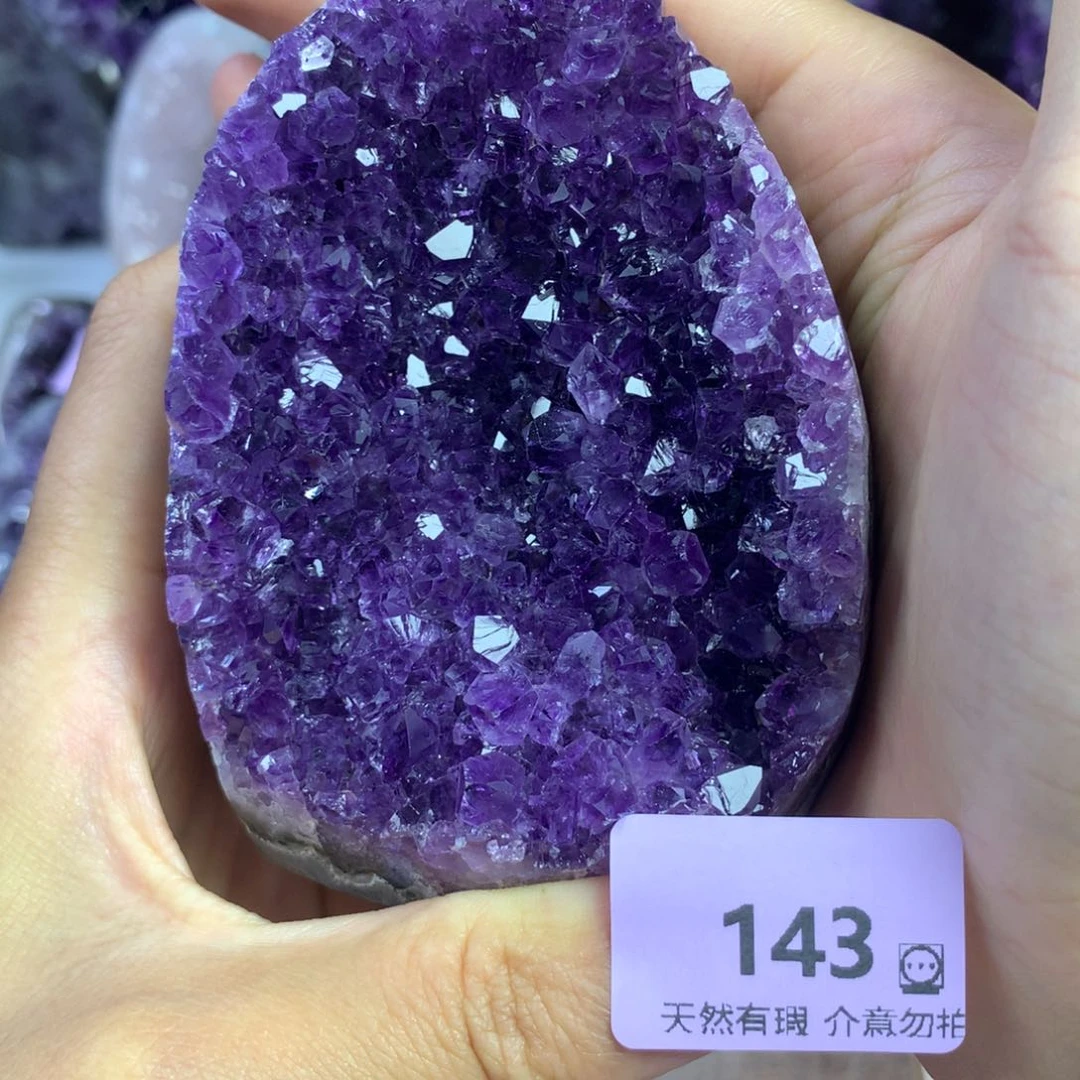 未镶嵌水晶大型摆件（非配饰）
