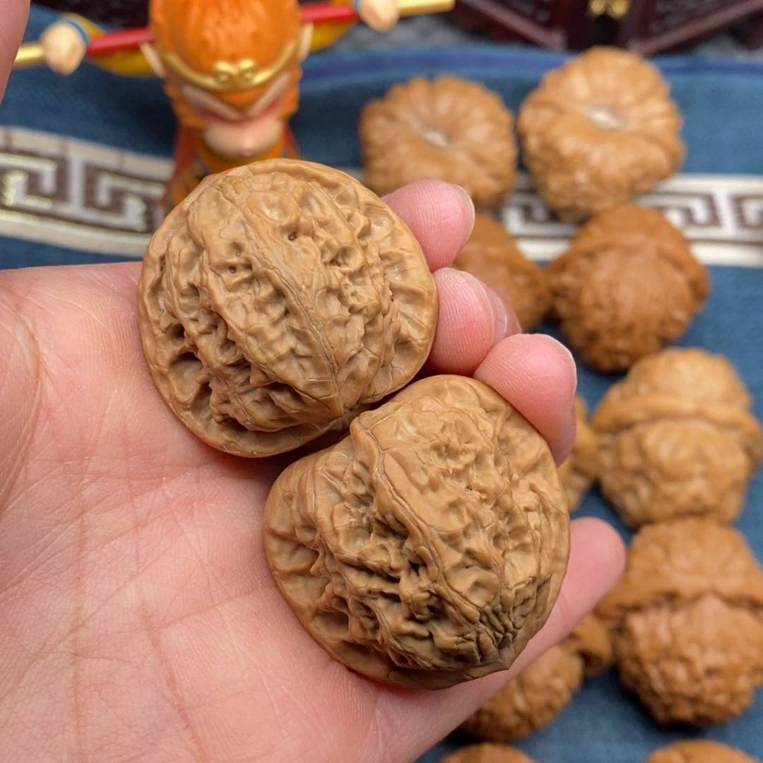 文玩核桃把件35野狼