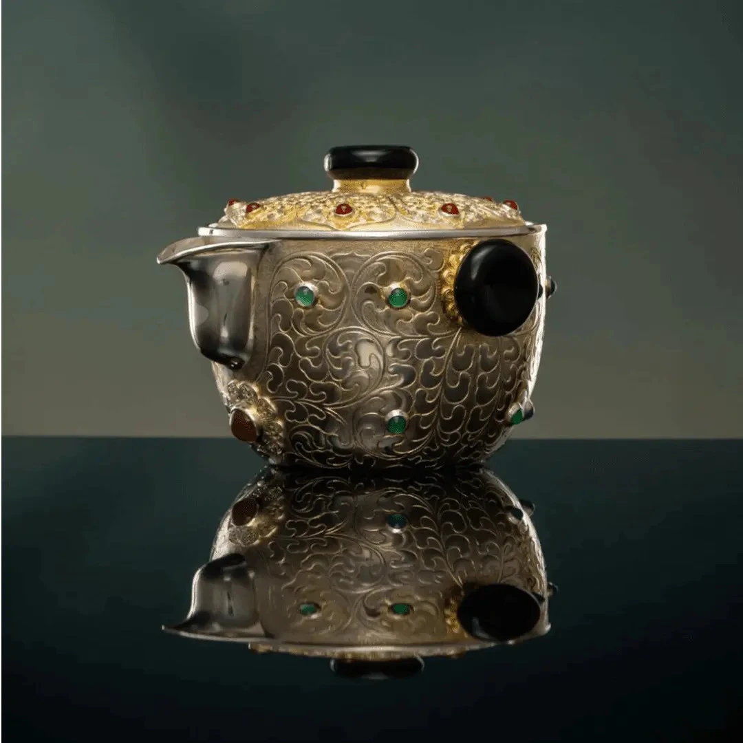 呆坐 | 掐丝錾刻鎏金宝瓶壶三周年限定款纯手工家用送礼泡茶银壶