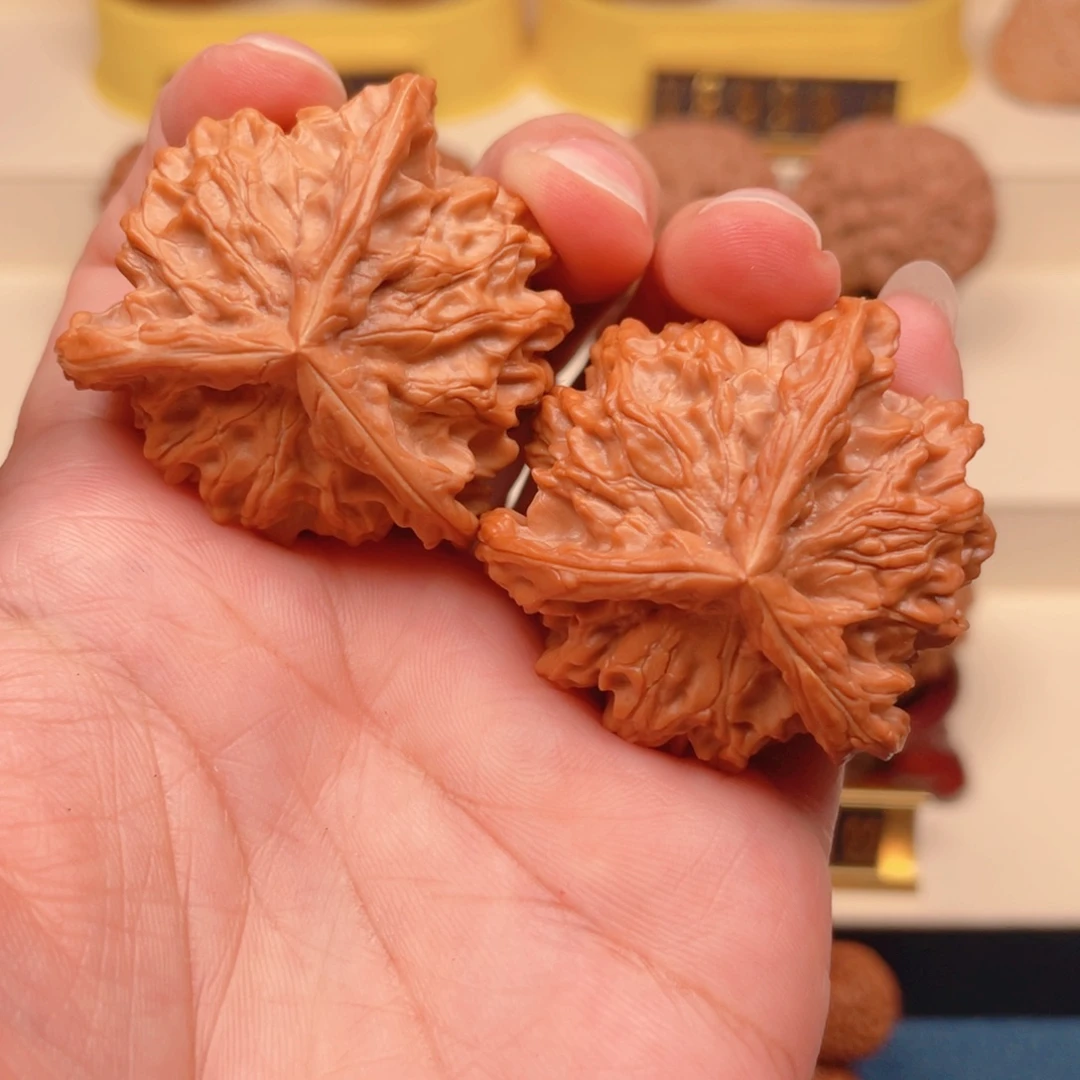 文玩核桃把件精配正奔42