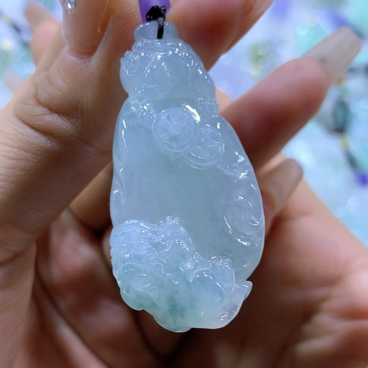 翡翠颈饰未镶嵌天然翡翠A货吊坠