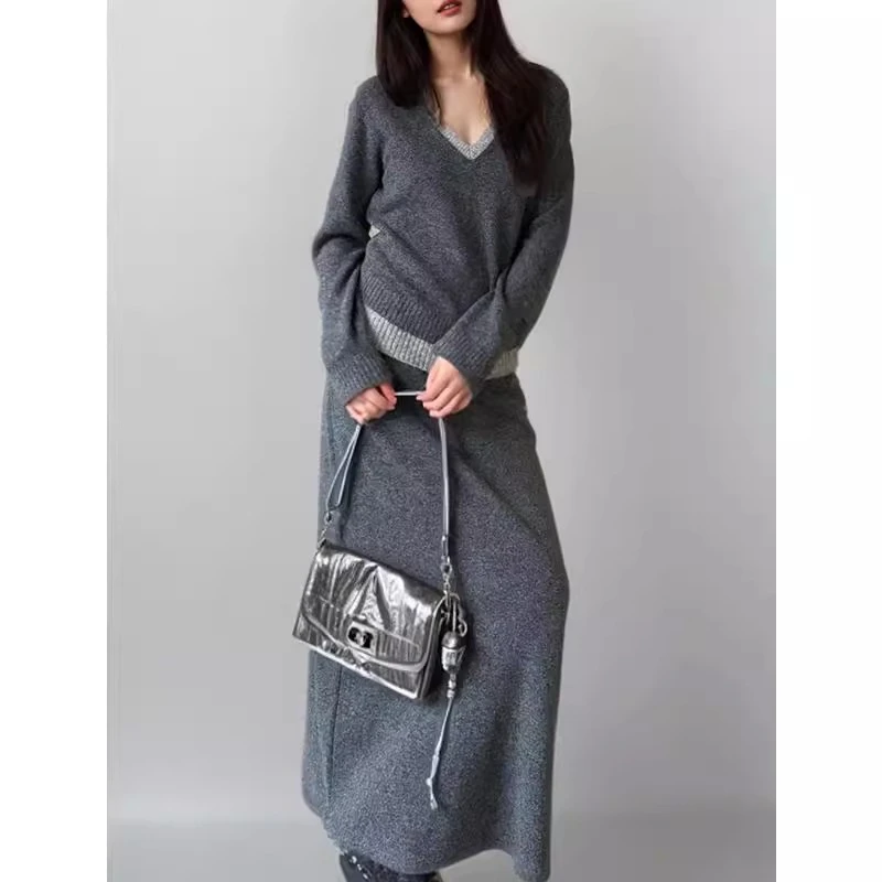小香风套装女秋冬韩系灰色v领毛衣打底衫上衣一整套针织中长裙子