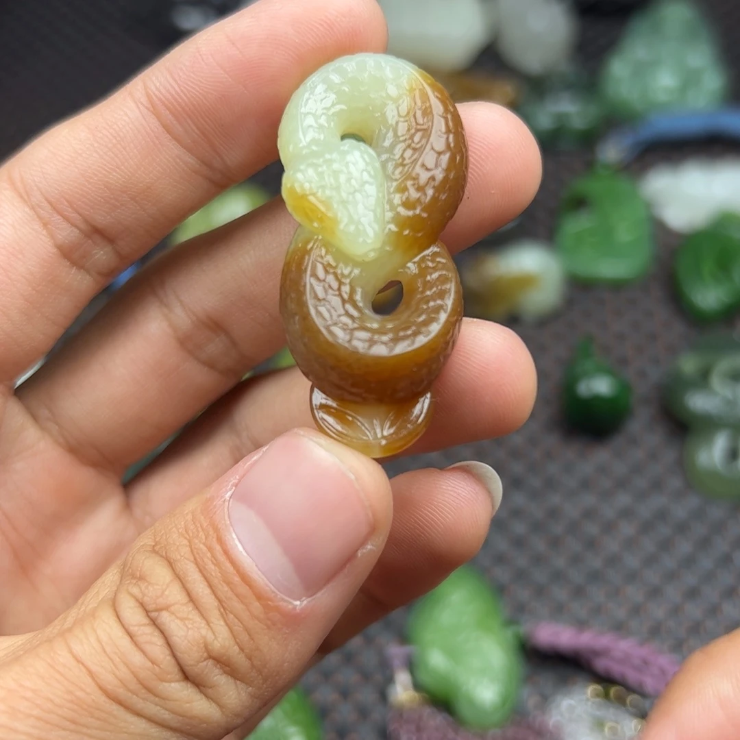 和田玉挂件未镶嵌