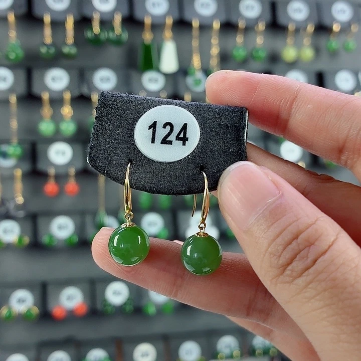 和田玉18K金镶嵌耳饰