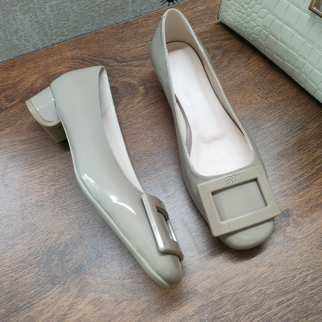 方扣法式薄款粘胶鞋浅口低跟单鞋软底舒适时尚女鞋