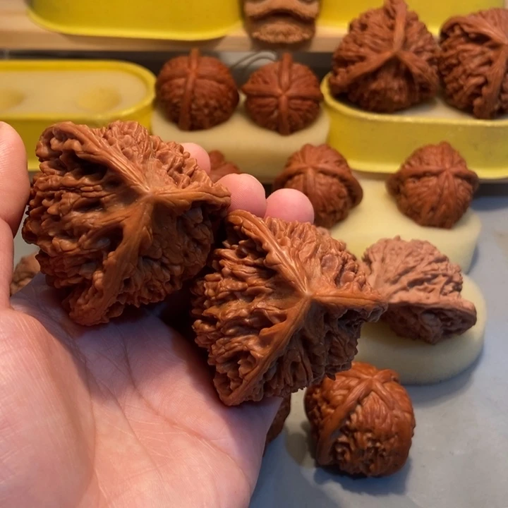 吊坠文玩核桃同*李wxxyyxxyy