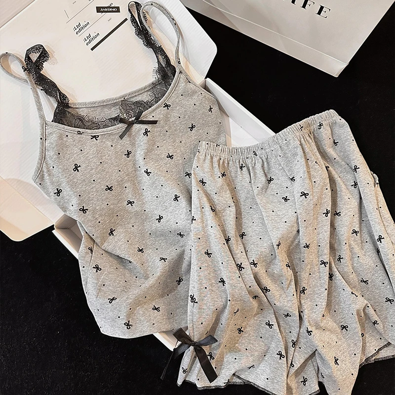 韩系带胸垫吊带睡衣女夏季2025新款莫代尔冰丝性感防凸点蕾丝套装