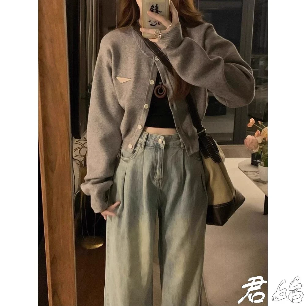 美式复古灰色针织开衫女子早秋设计棒球夹克短上衣痞帅炸街风女装