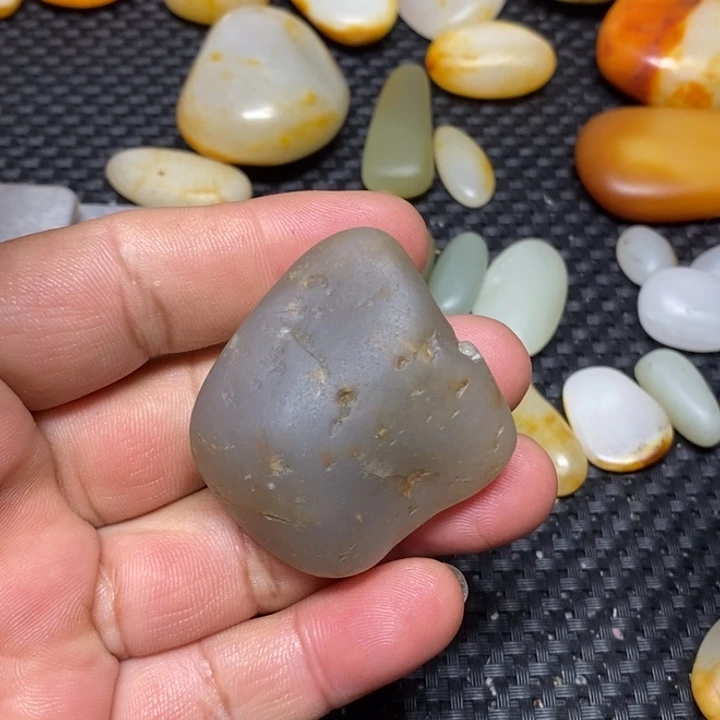 和田玉珠宝奇石未镶嵌