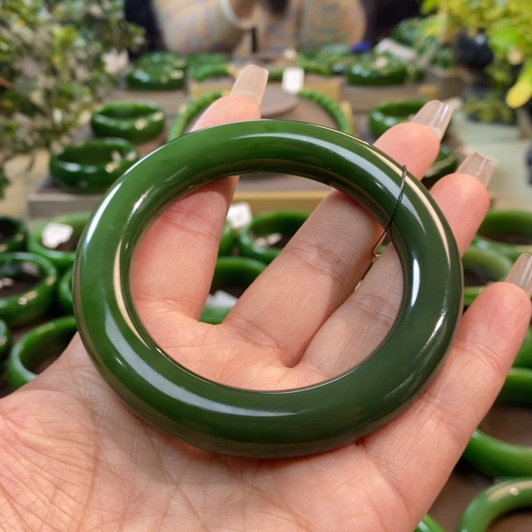 和田玉（碧玉）手镯未镶嵌