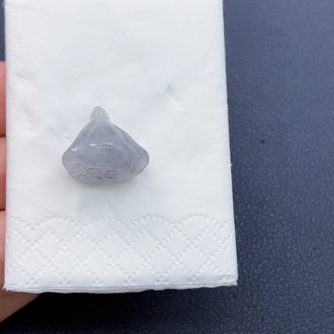 翡翠未镶嵌颈饰精品•莲蓬吊坠