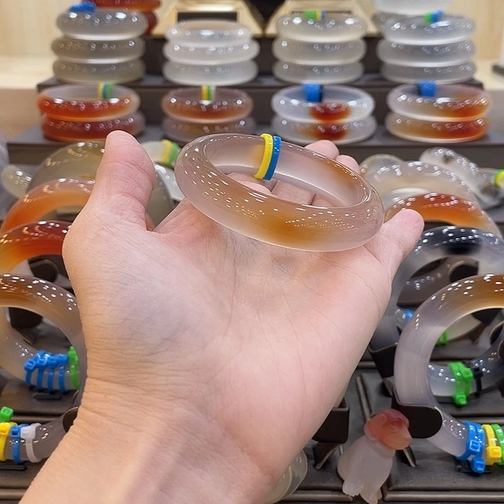 玛瑙/玉髓未镶嵌手镯17