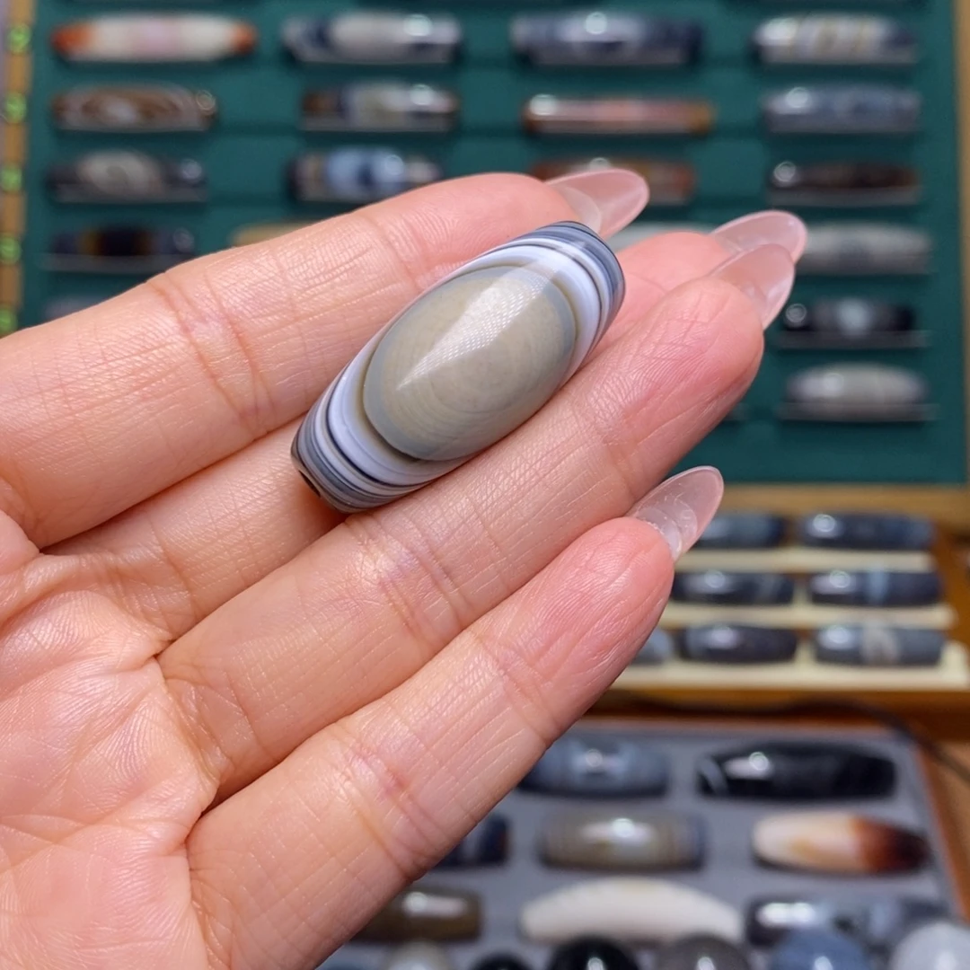 玛瑙/玉髓未镶嵌珠宝半成品