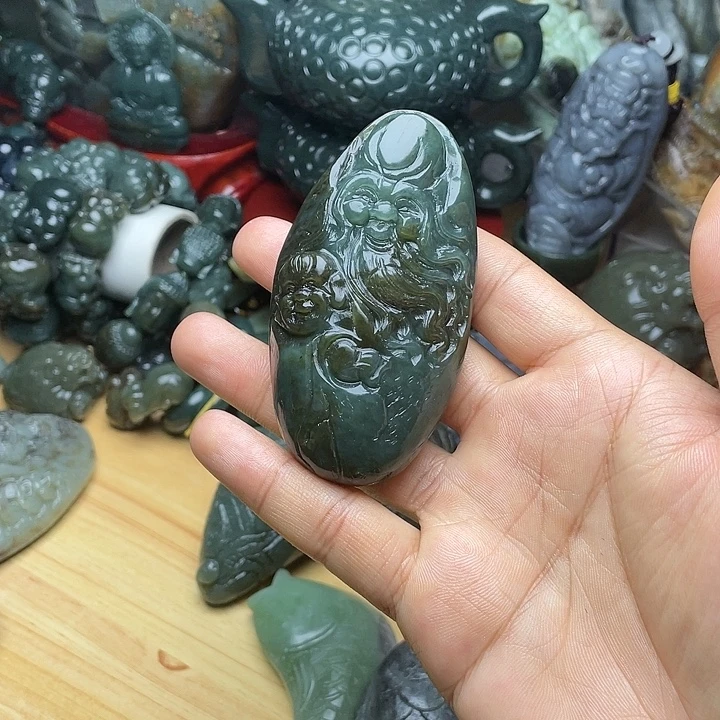 和田玉未镶嵌挂件