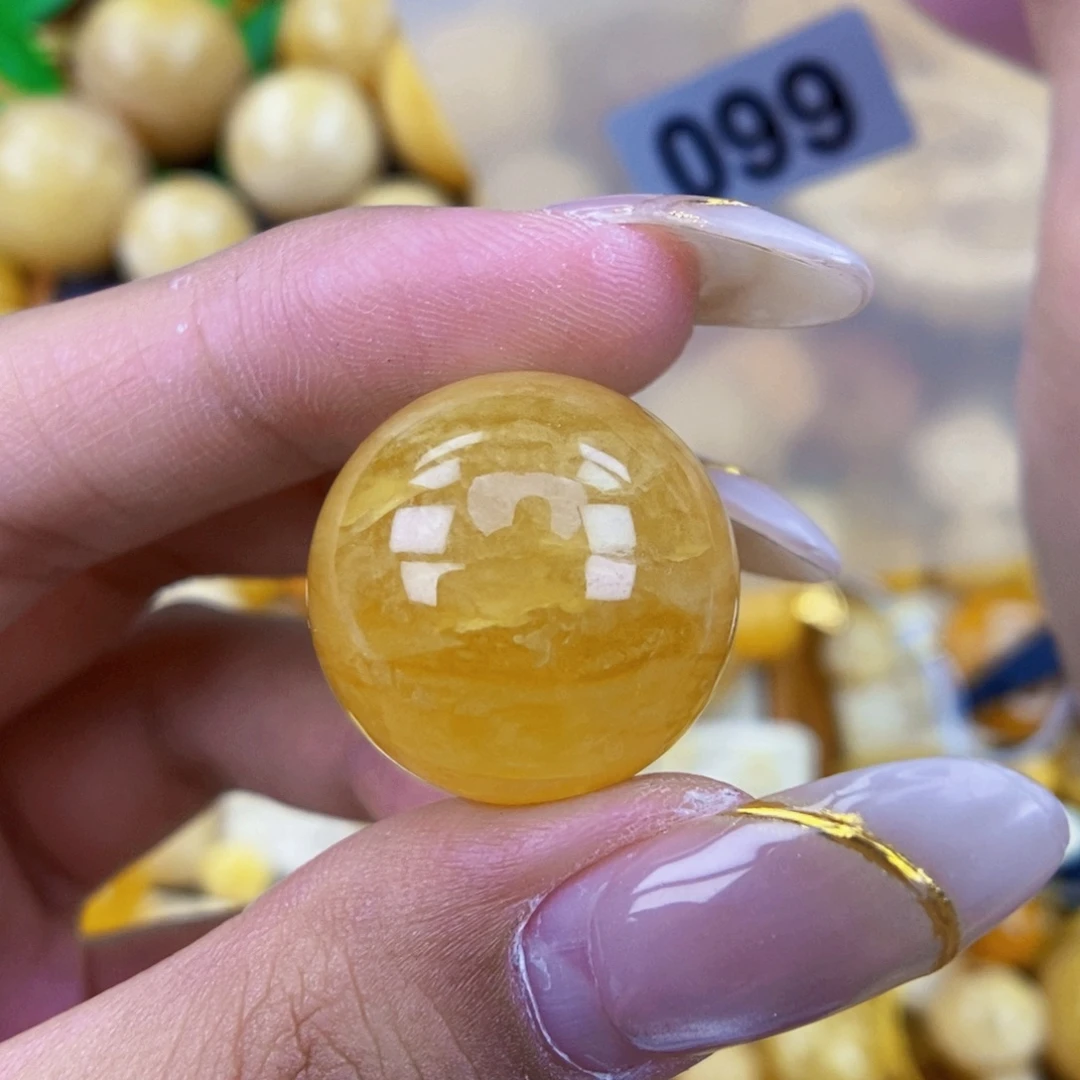 琥珀未镶嵌珠宝奇石21.8 接近全品