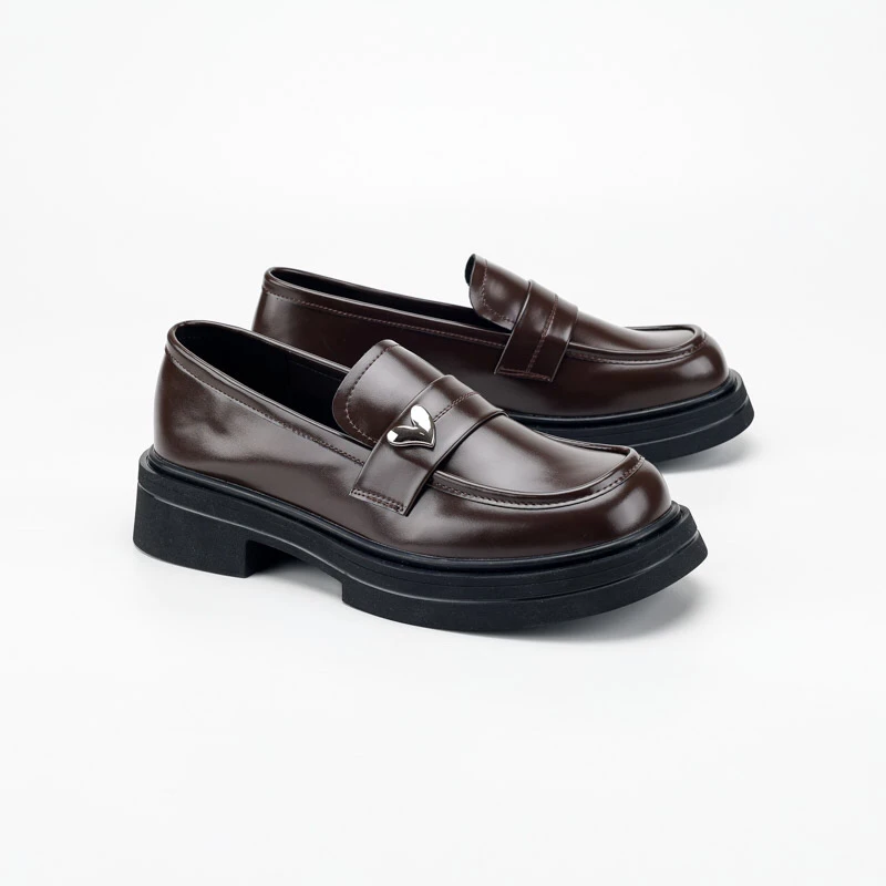 女单鞋百搭超纤帮面橡胶防滑大底简约大气爆款休闲鞋751519