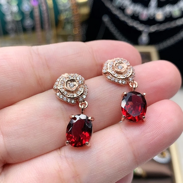 银S925镀金镶嵌耳饰石榴石