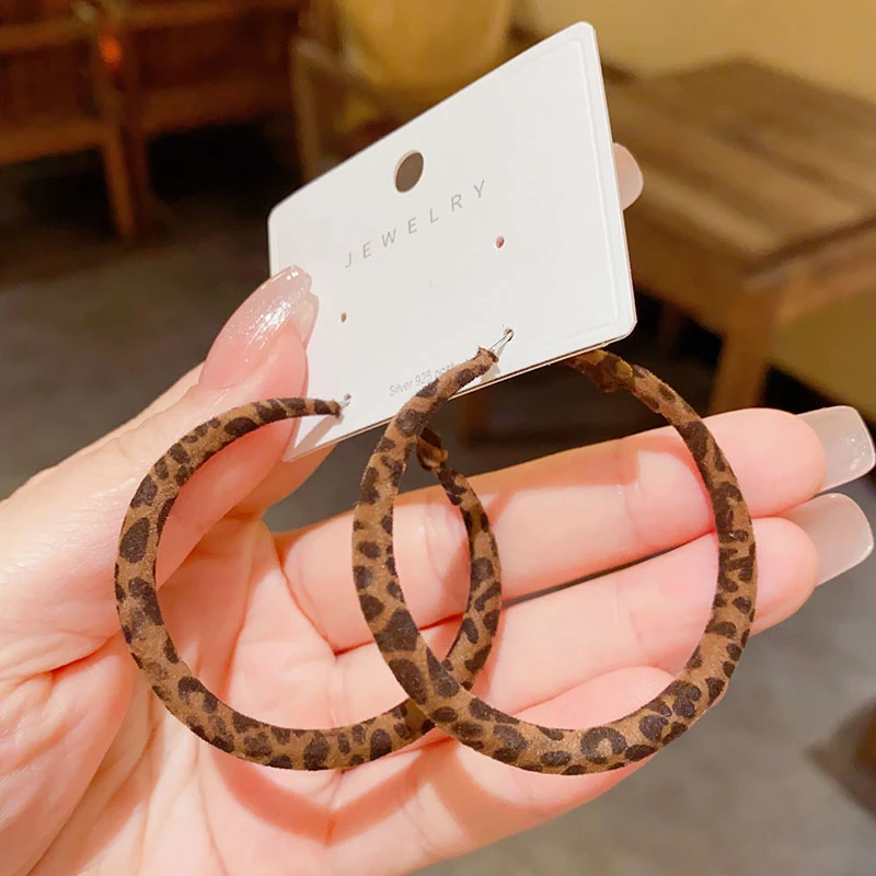 合金耳饰 欧美大气秋冬豹纹几何圈圈耳环高级感气质网红耳圈
