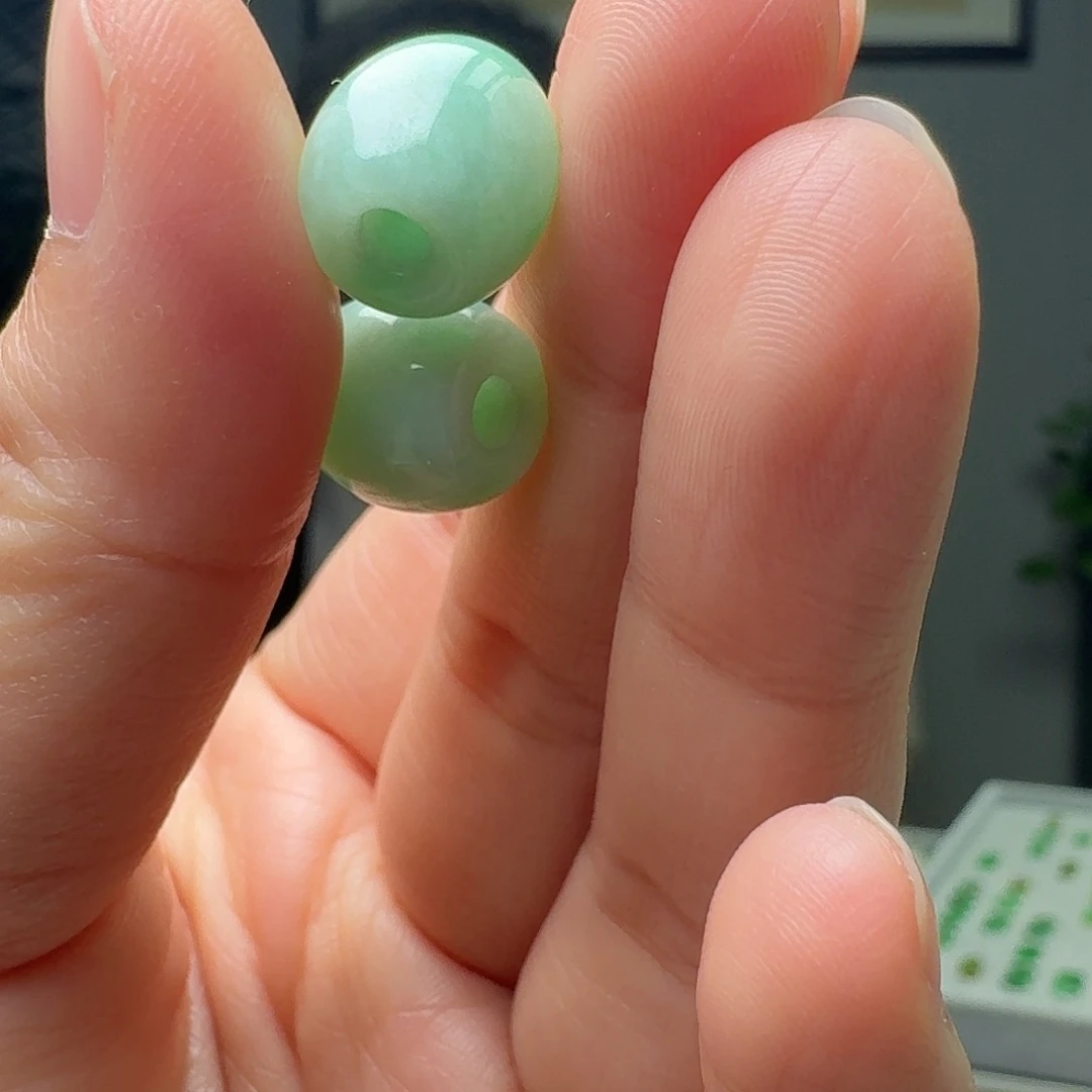 翡翠未镶嵌吊坠(不含链)多样性发货其一