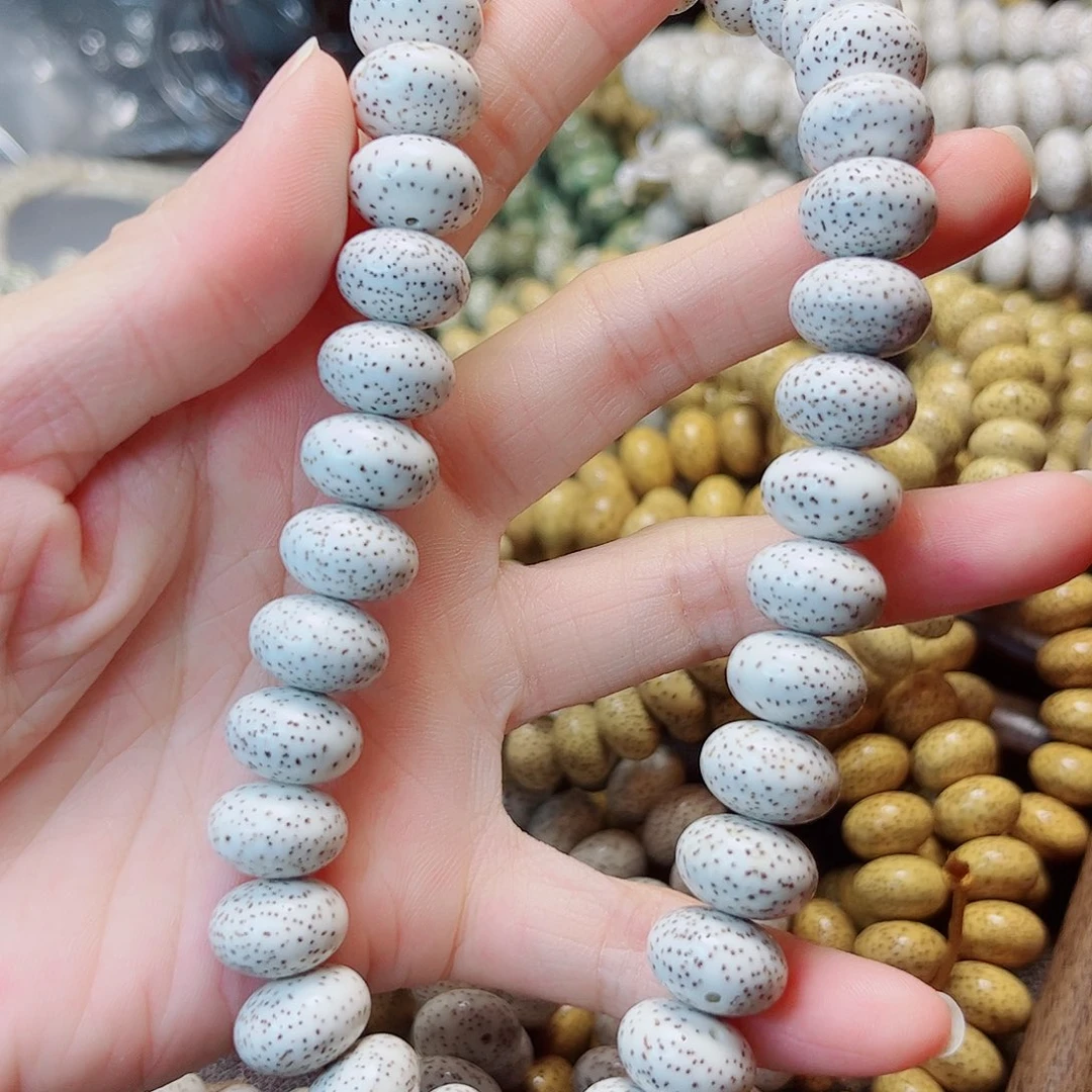 吊坠星月菩提10-14顺白算盘手持