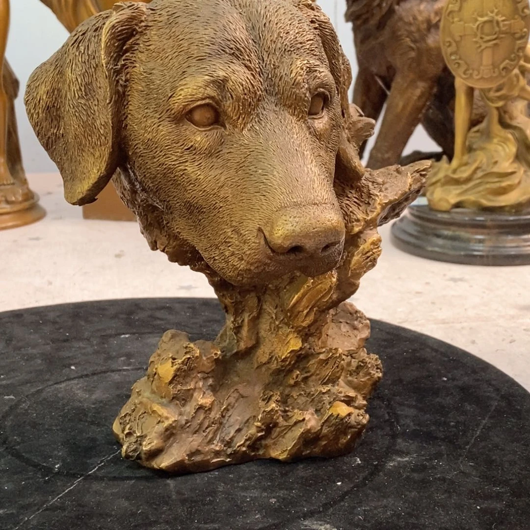 黄铜材质，狗狗半身像