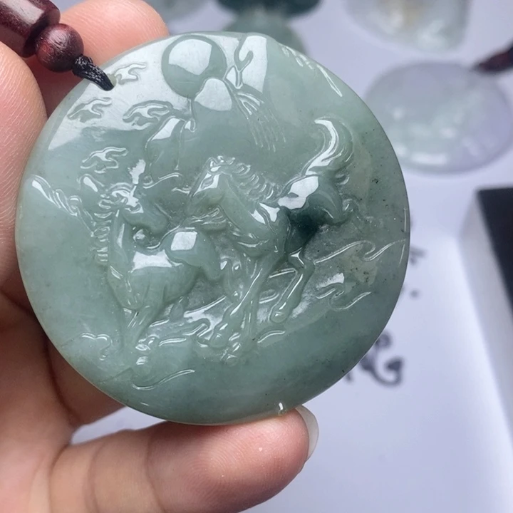 颈饰未镶嵌翡翠翡翠
