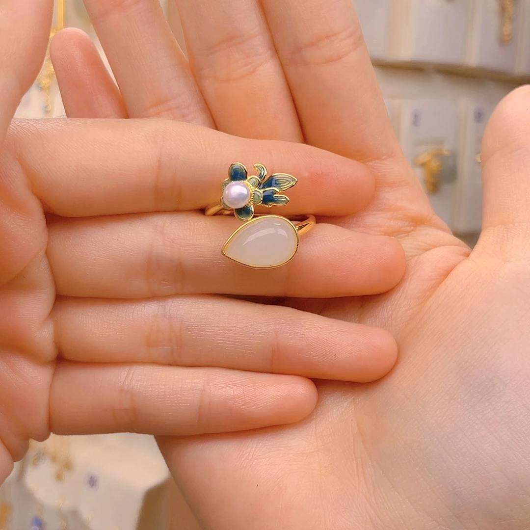 和田玉戒指银S925镀金镶嵌