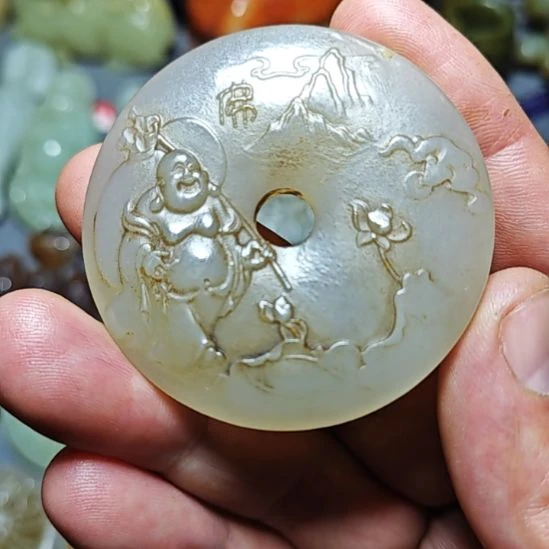 颈饰未镶嵌和田玉