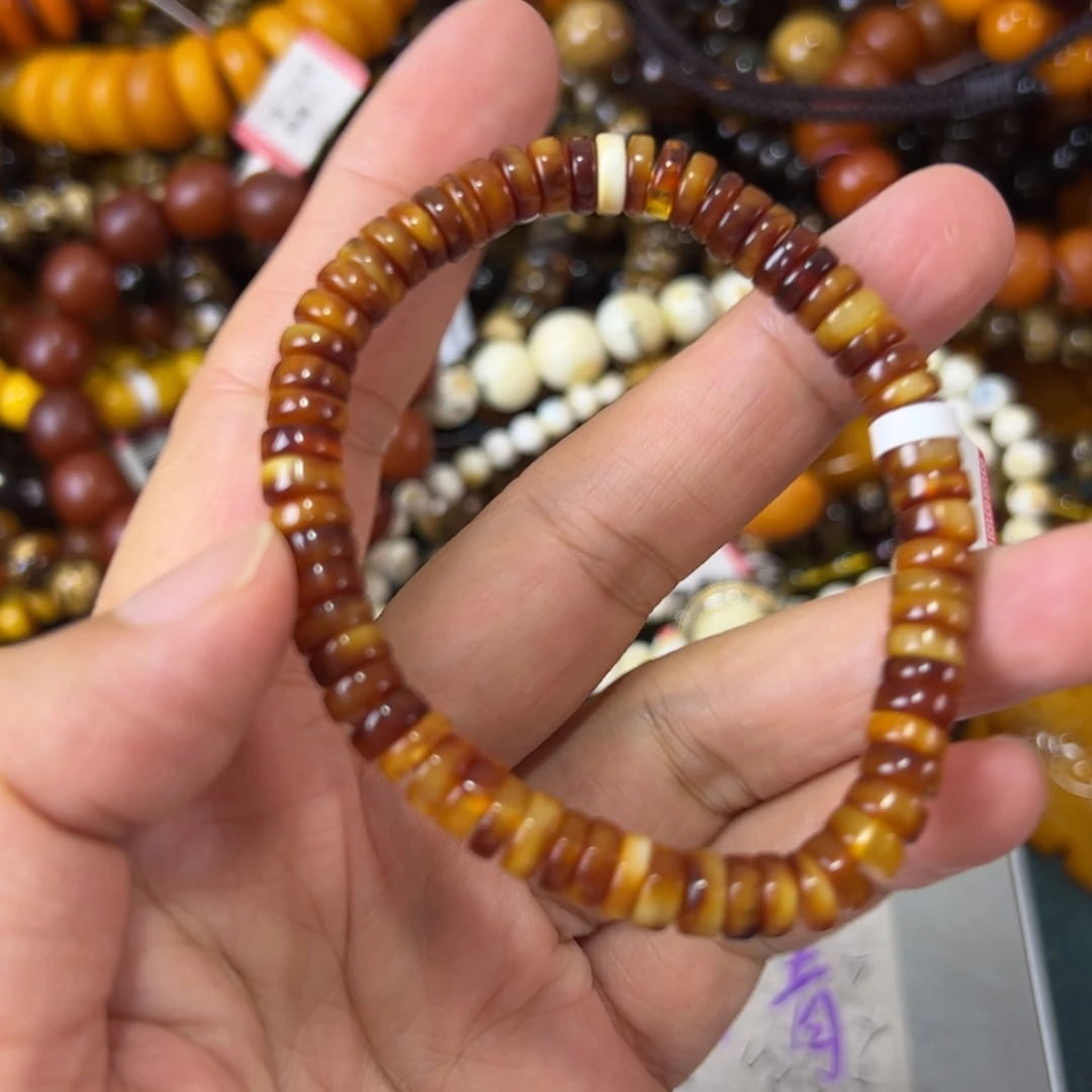 未镶嵌琥珀珠宝奇石3