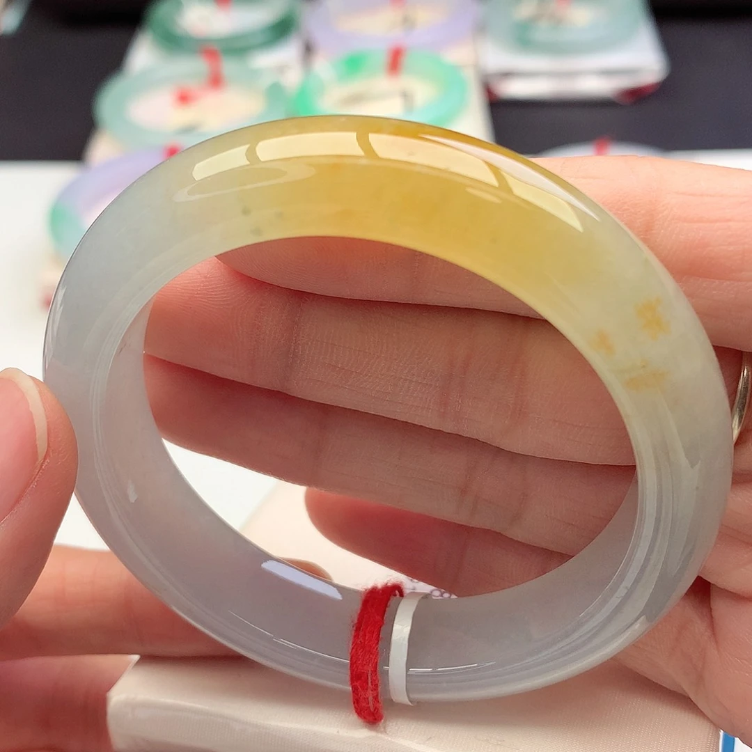 未镶嵌手镯翡翠56-57圈口白冰透一抹黄千金难买闭眼入11号