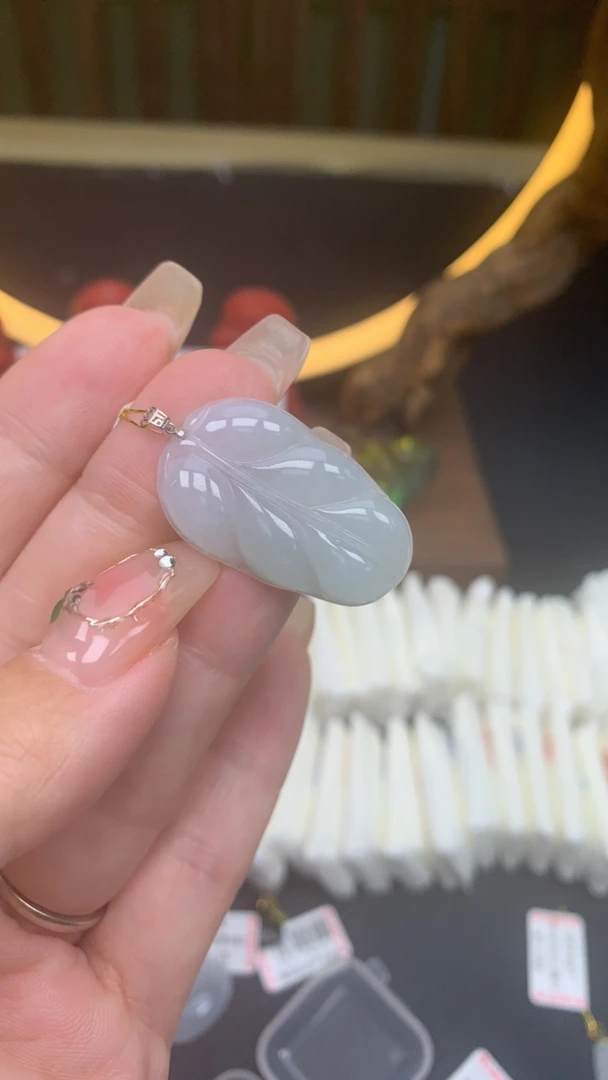 天然a货翡翠18k叶子