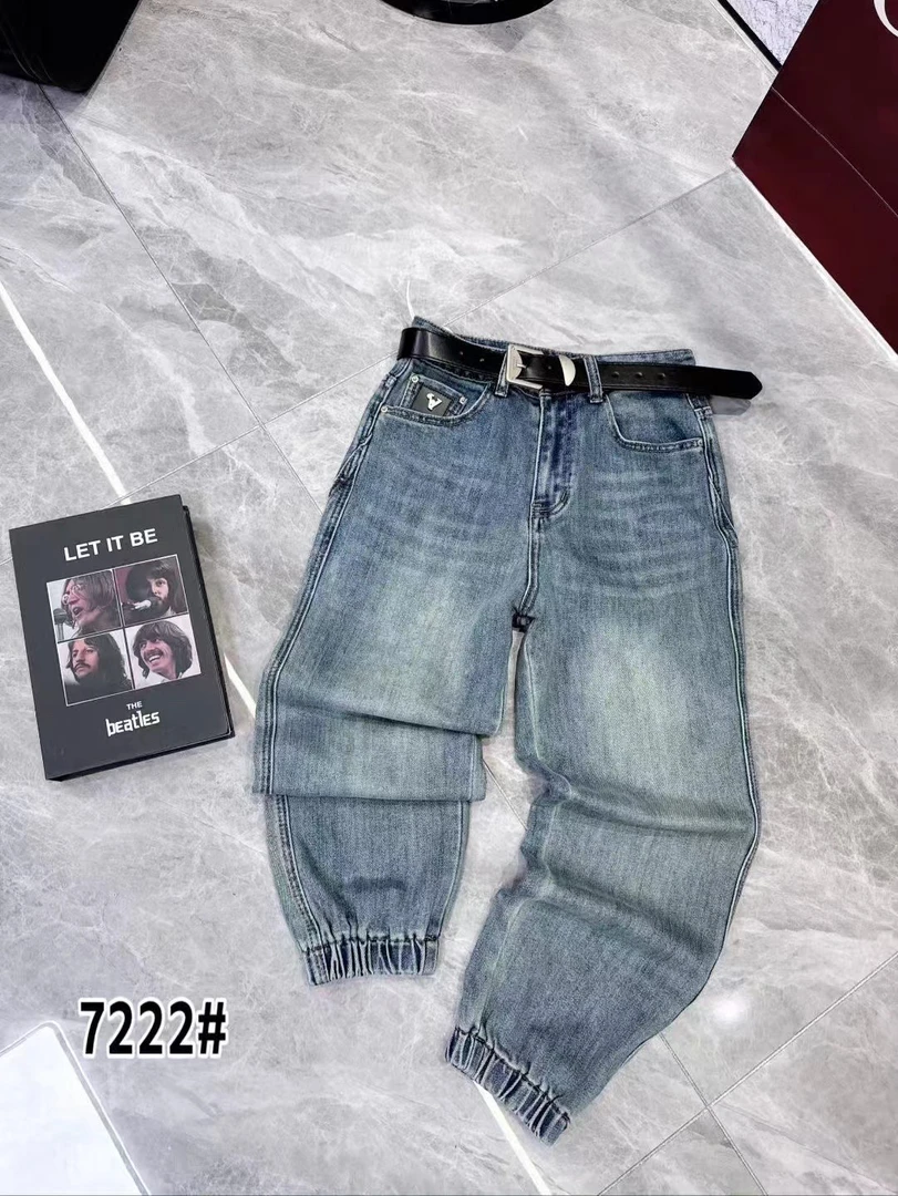 欧货潮流高品质遮肉显瘦束脚九分牛仔裤