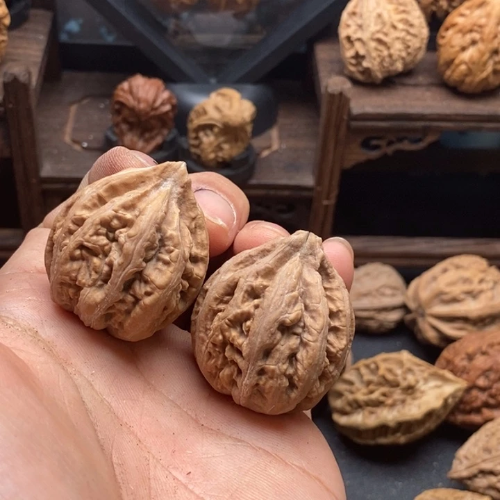 文玩核桃吊坠佐**风东北46