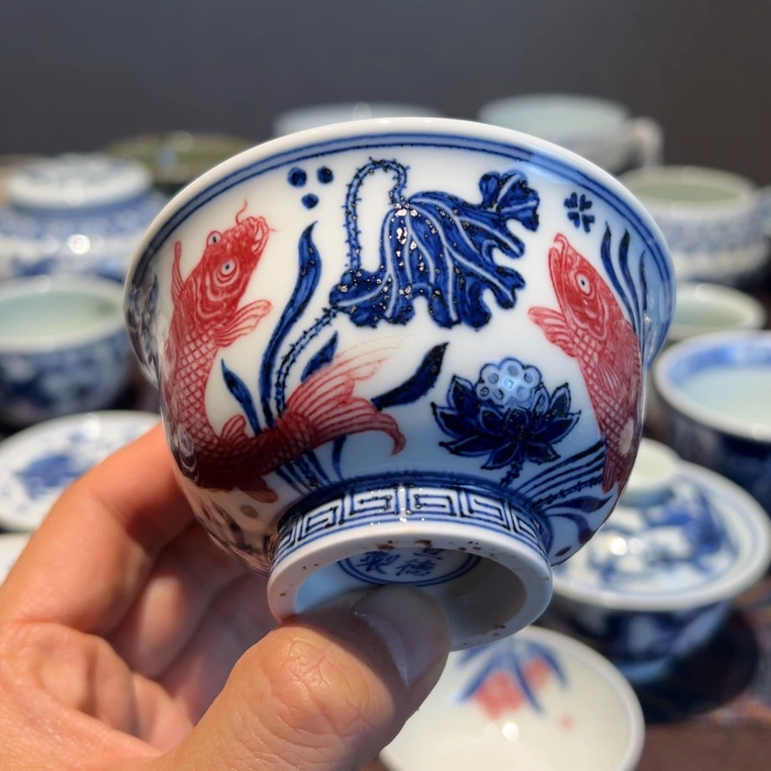 陶精品青花釉里红鱼藻纹压手杯口径约9.3厘米