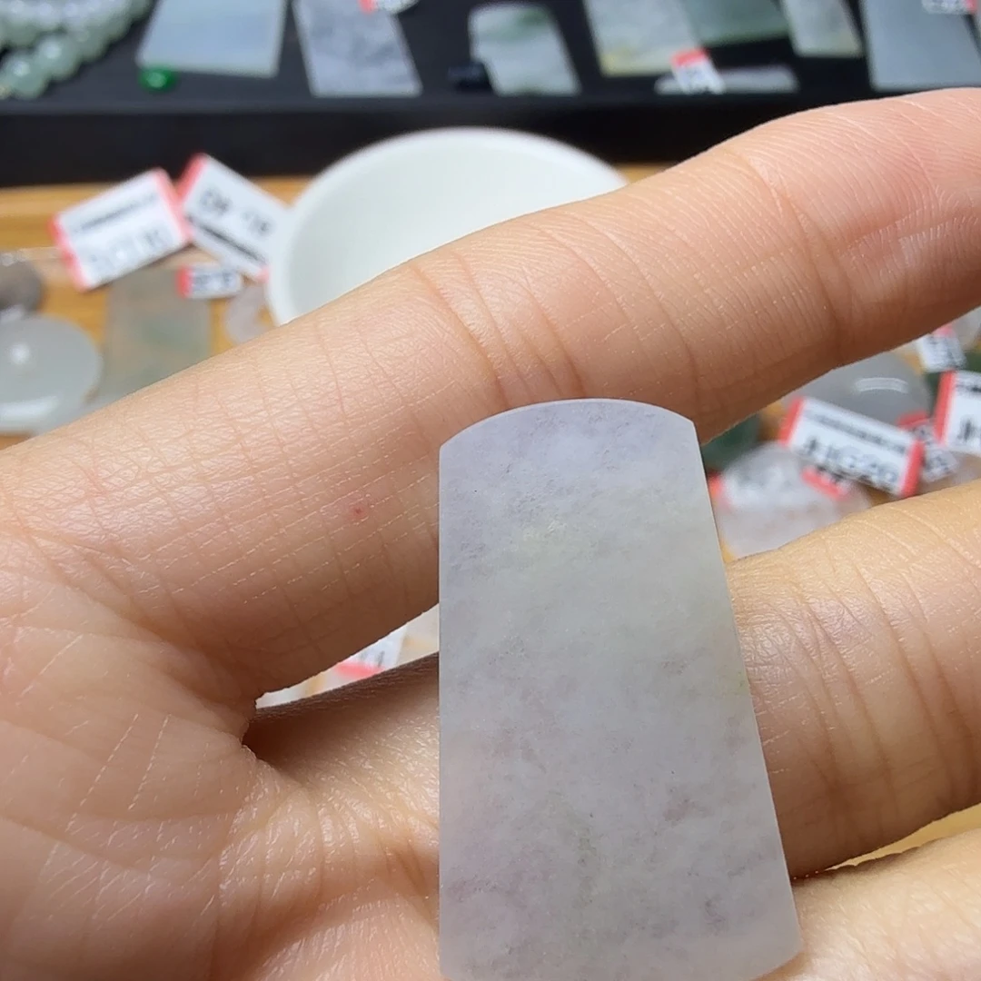 翡翠未镶嵌颈饰天然缅甸翡翠A货