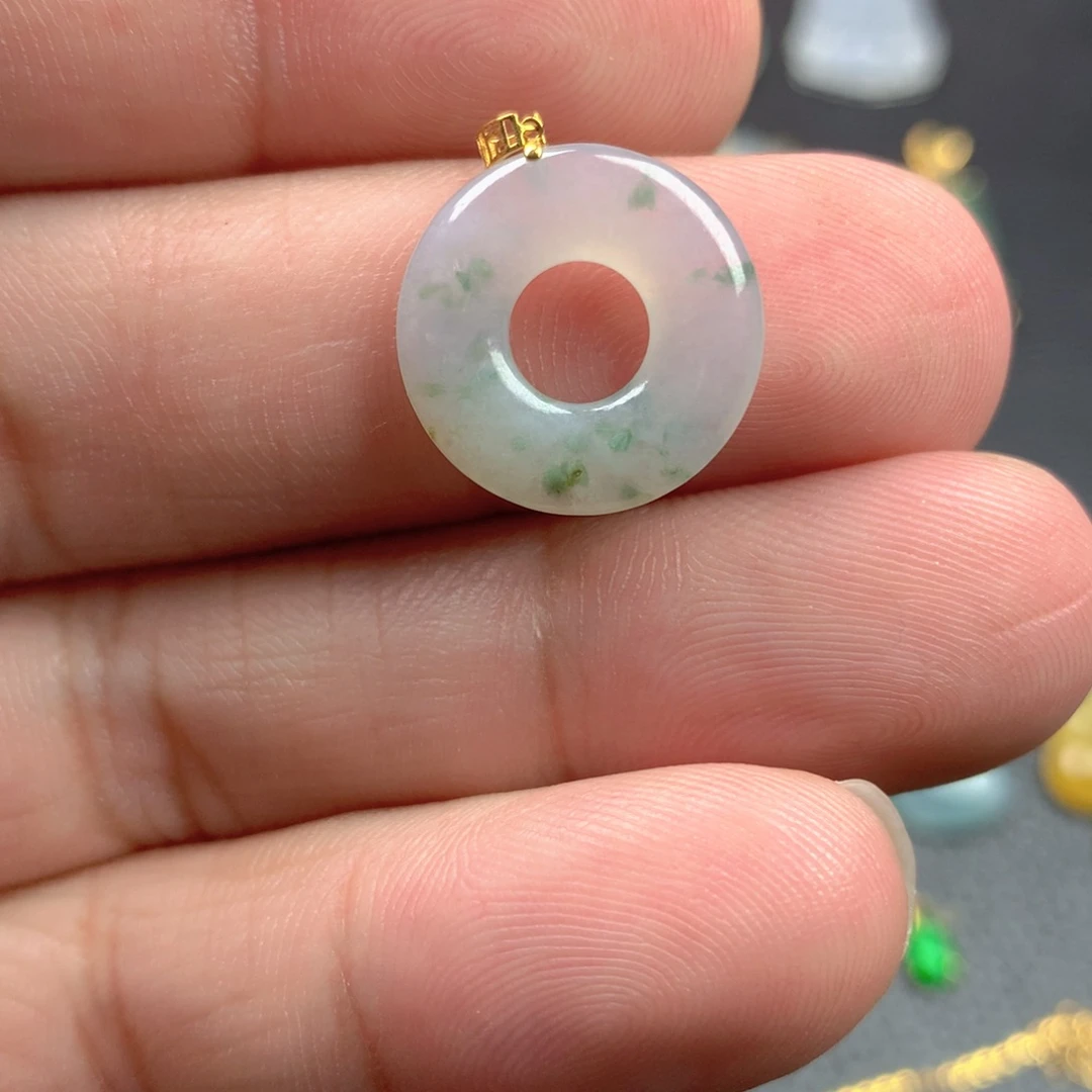 【闪购商品】颈饰18K金镶嵌翡翠翡翠
