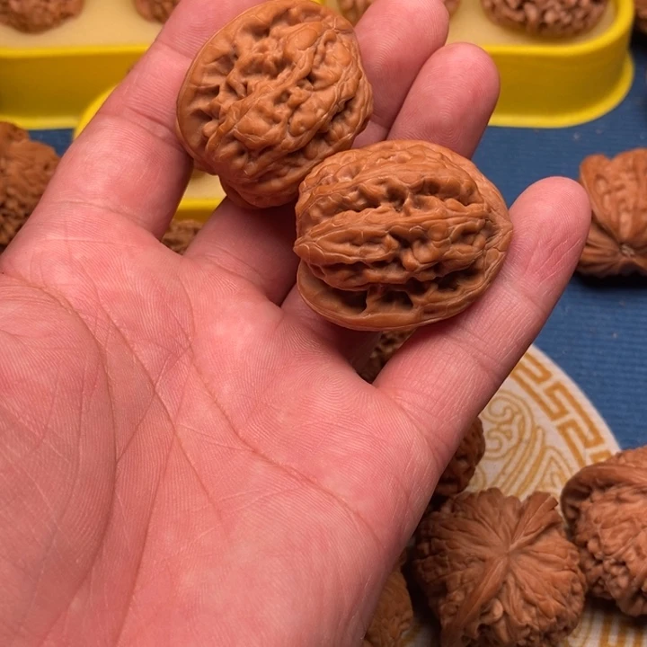 核桃手串/手链慕***?卧龙粗筋