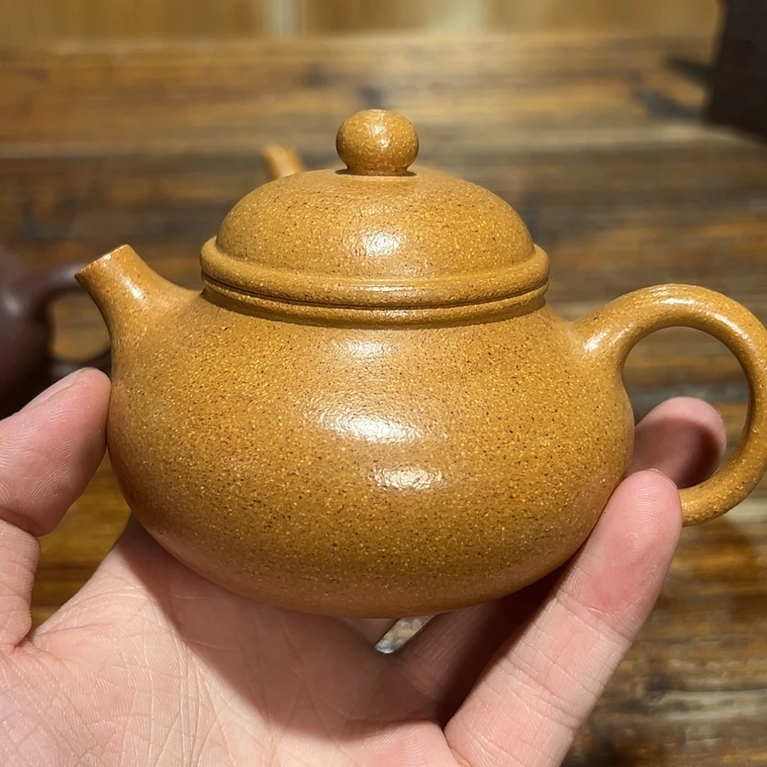 茶壶紫砂紫砂的味道很