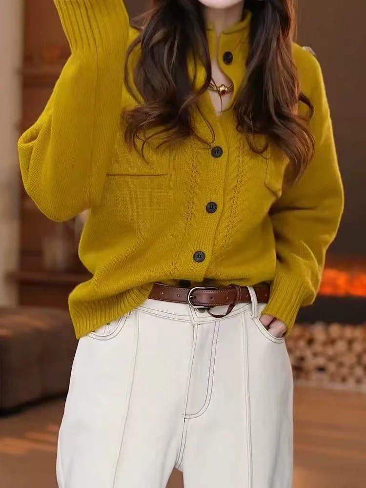 欧货新款针织衫女设计感圆领长袖宽松开衫韩版别致上衣8301