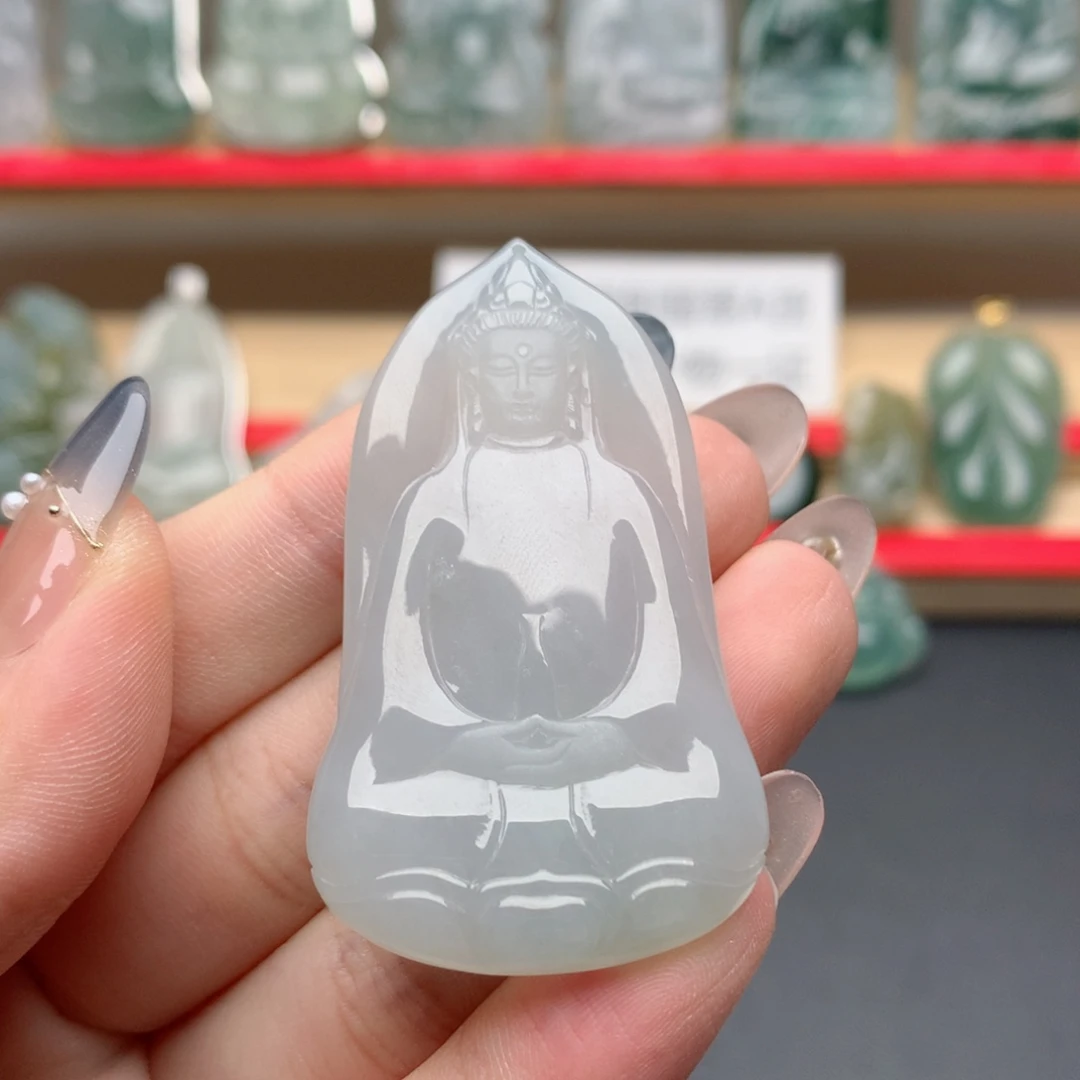 执***间颈饰未镶嵌翡翠素衣观音