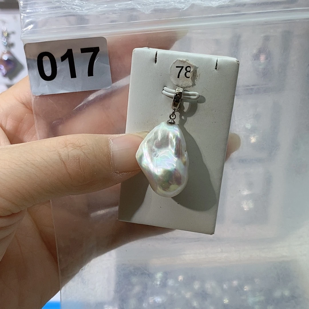 淡水珍珠合金颈饰