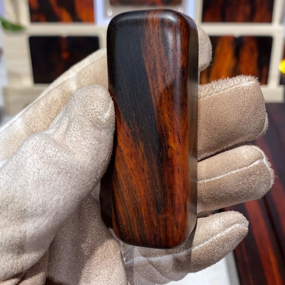 交趾黄檀（大红酸枝）?**通