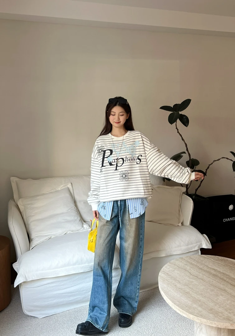 RAPHOTOS 设计师品牌 小众新款 玫瑰笔记本条纹圆领卫衣